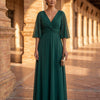 Lucía - Vestido de chiffon con escote en V.
