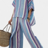 Francisca | Top elegante en tono malva pastel y pantalones de lino a rayas